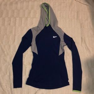 Nike dry fit long sleeve top